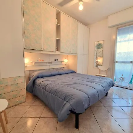 Holiday home Aurora 2 *